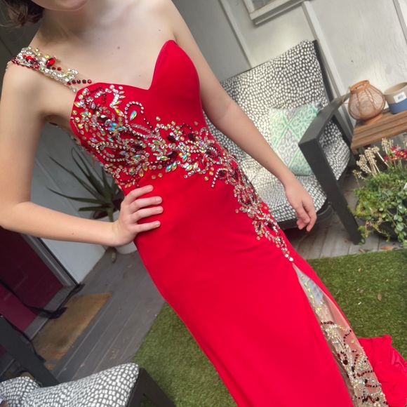 Party Time Formals - Red long Evening Prom gown rhinestones with train - Picture 3 of 12